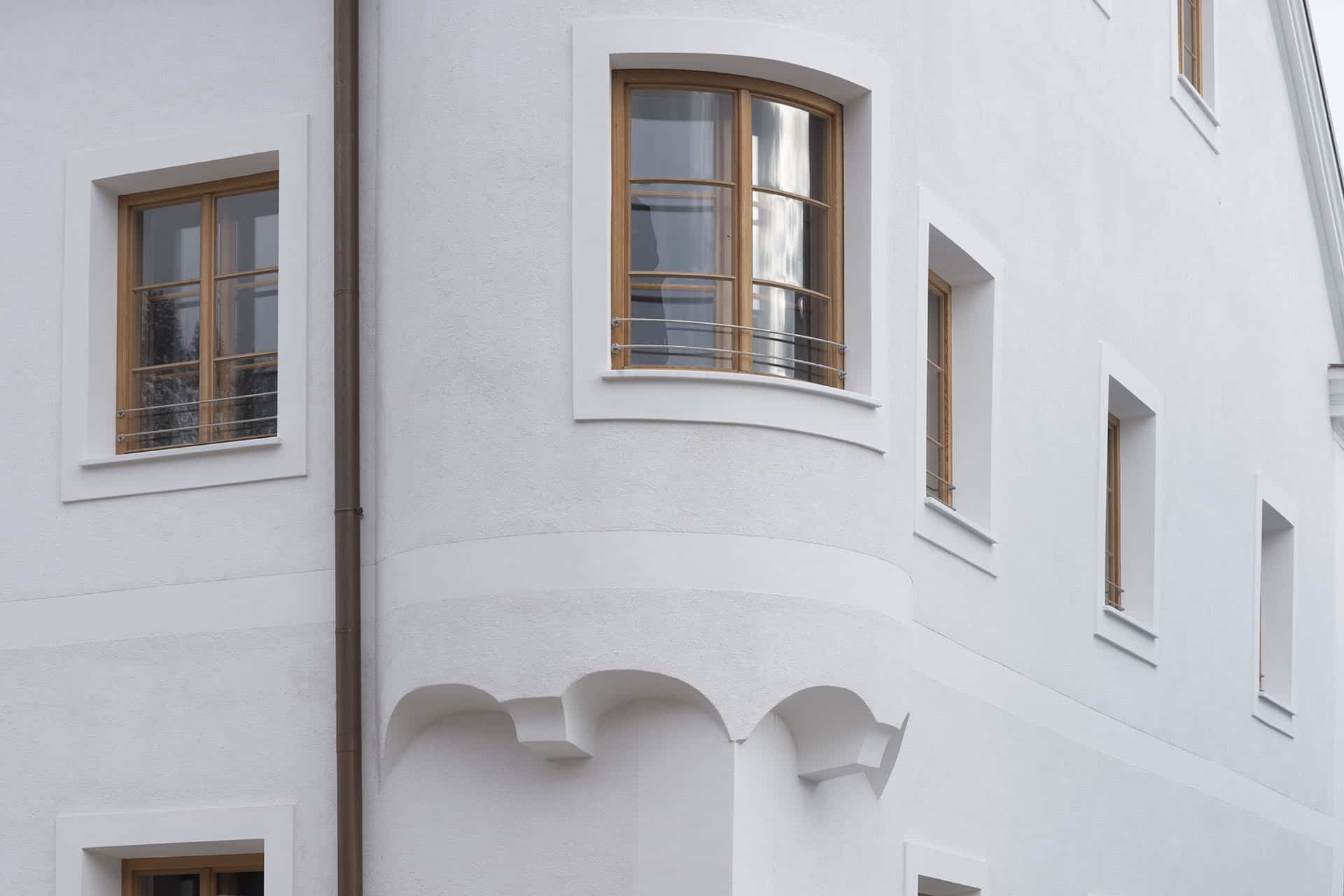 Kastenfenster gebogen rund Lärche geölt